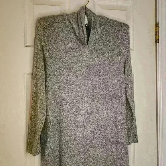 American Eagle Sweater Dress - Picture 1 of 5